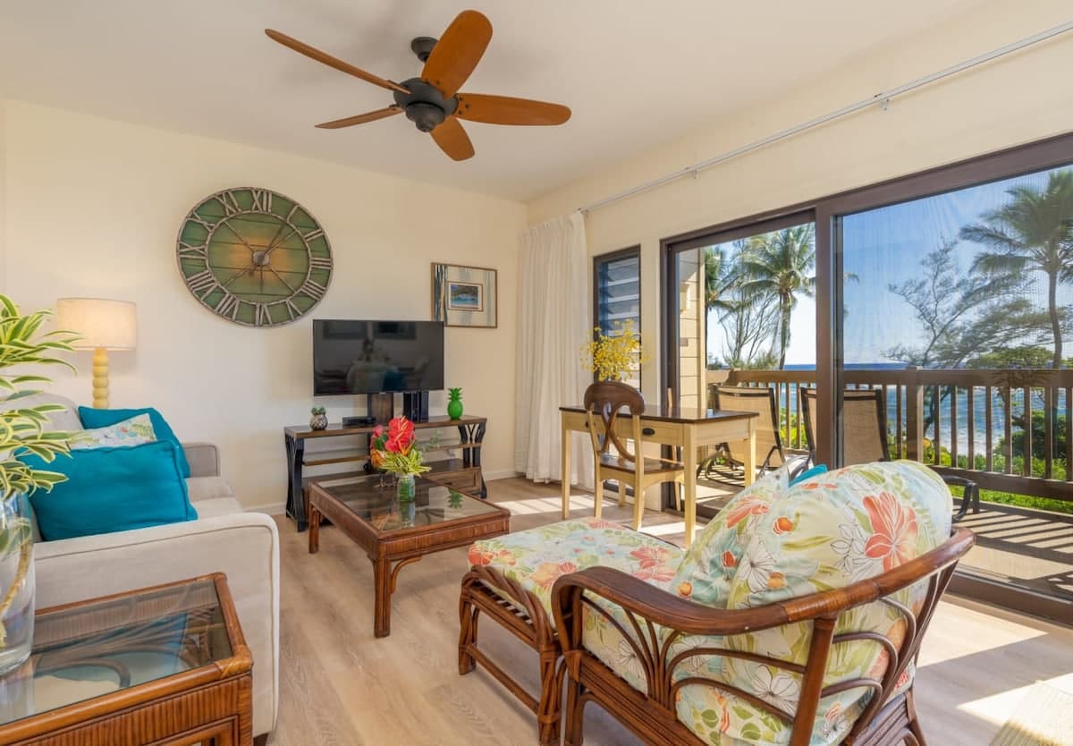 Condo in Lihue · ★4.86 · 1 bedroom · 1 bed · 1 bath - Photo 2