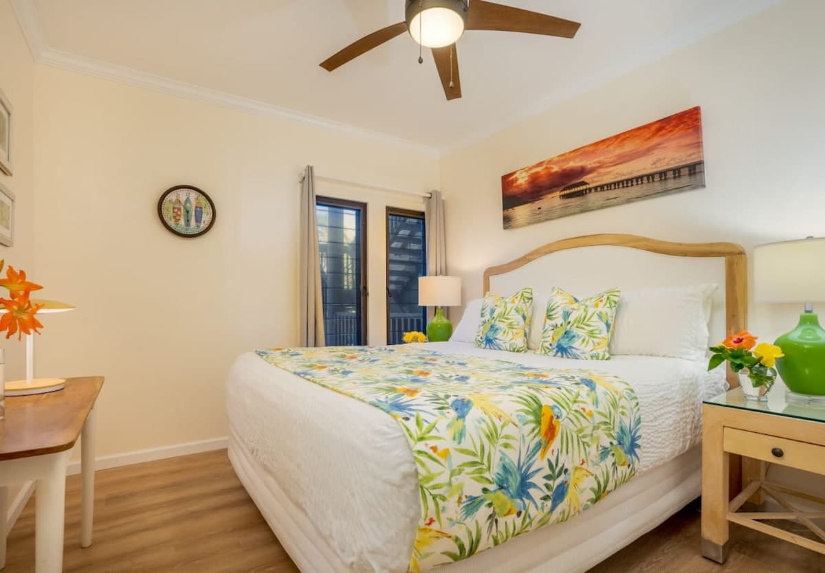 Condo in Lihue · ★4.86 · 1 bedroom · 1 bed · 1 bath - Photo 3