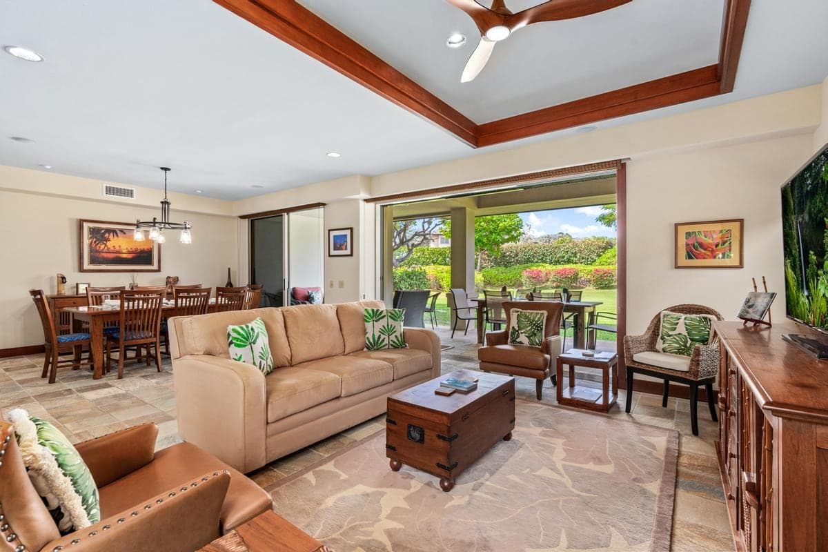 Condo in Waimea · ★5.0 · 3 bedrooms · 4 beds · 3.5 shared baths - Photo 1