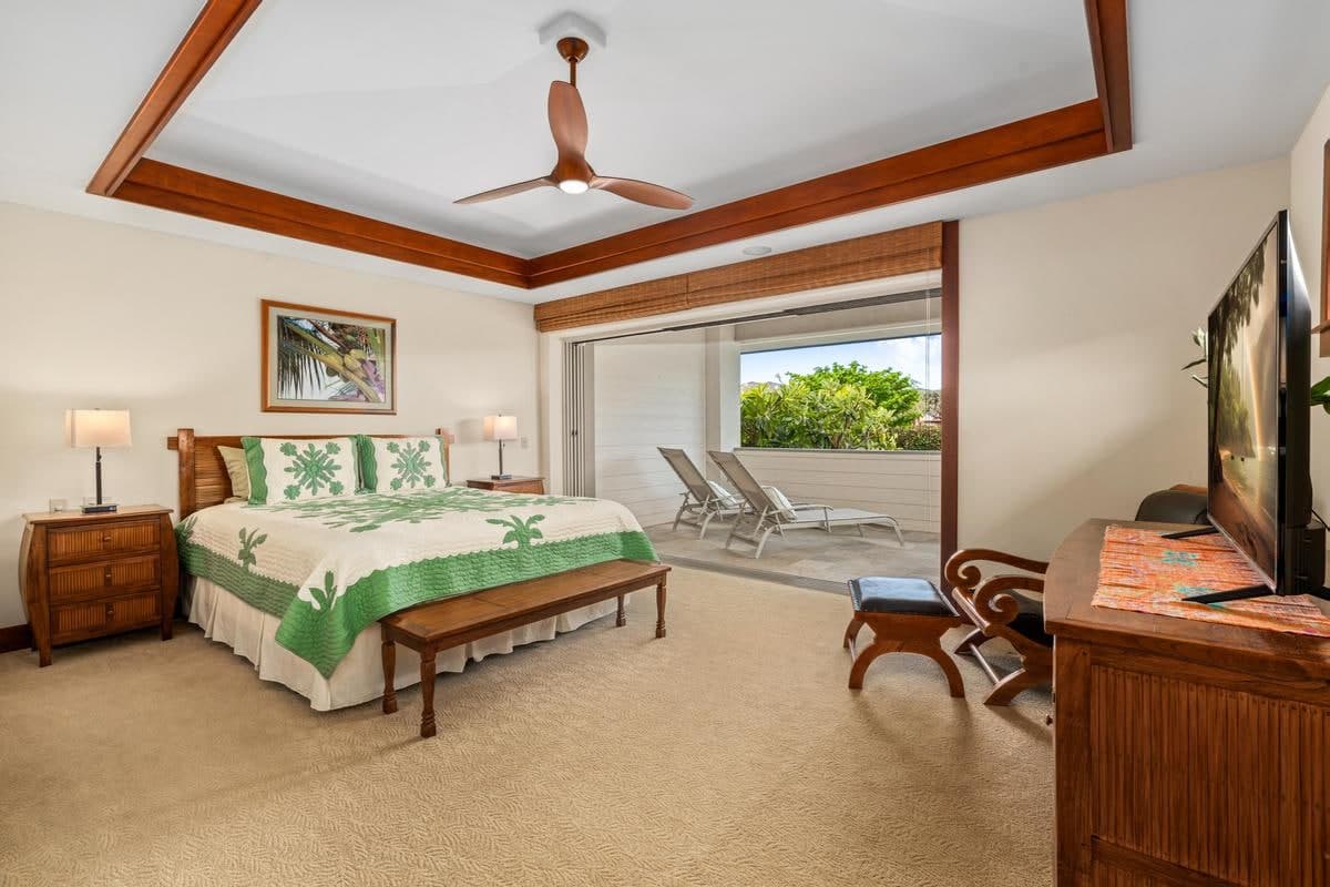 Condo in Waimea · ★5.0 · 3 bedrooms · 4 beds · 3.5 shared baths - Photo 2