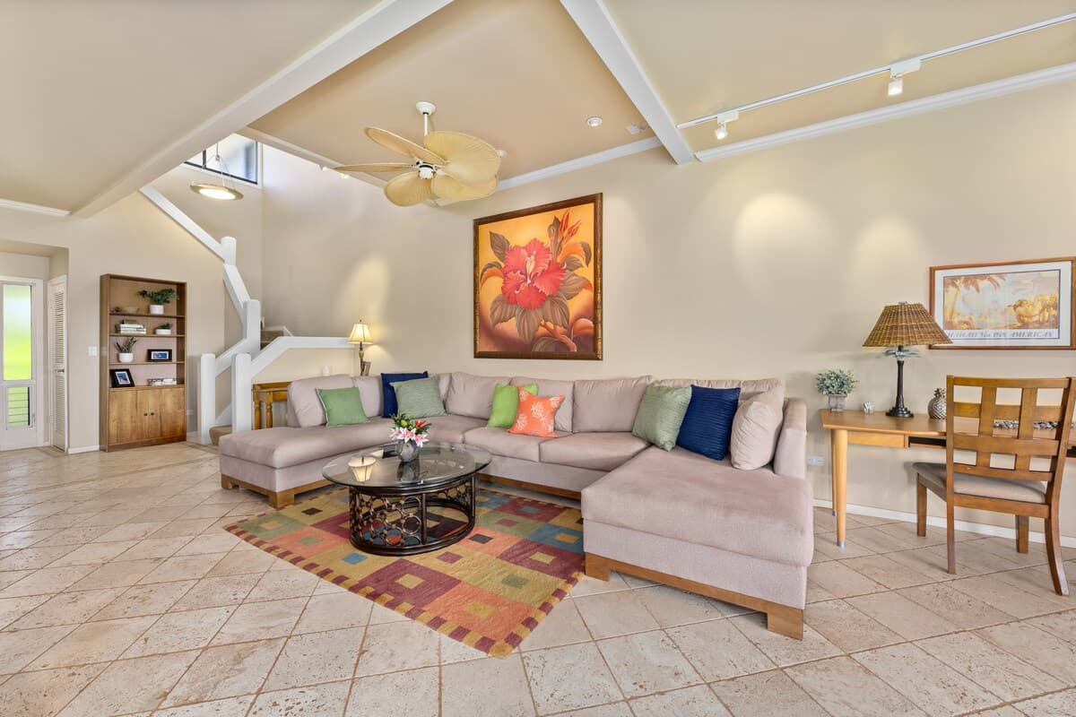 Condo in Lahaina · ★4.82 · 2 bedrooms · 4 beds · 3 baths - Photo 3