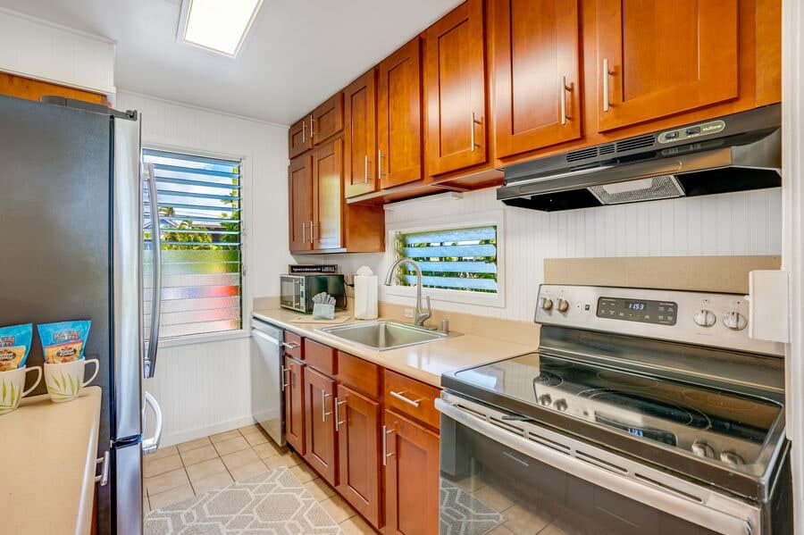 Condo in Kapaa · ★4.33 · 2 bedrooms · 2 beds · 1.5 baths - Photo 3