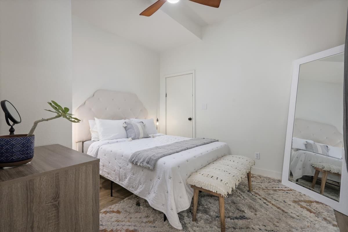 Guesthouse in Kailua-Kona · ★4.81 · 2 bedrooms · 3 beds · 1 private bath - Photo 1