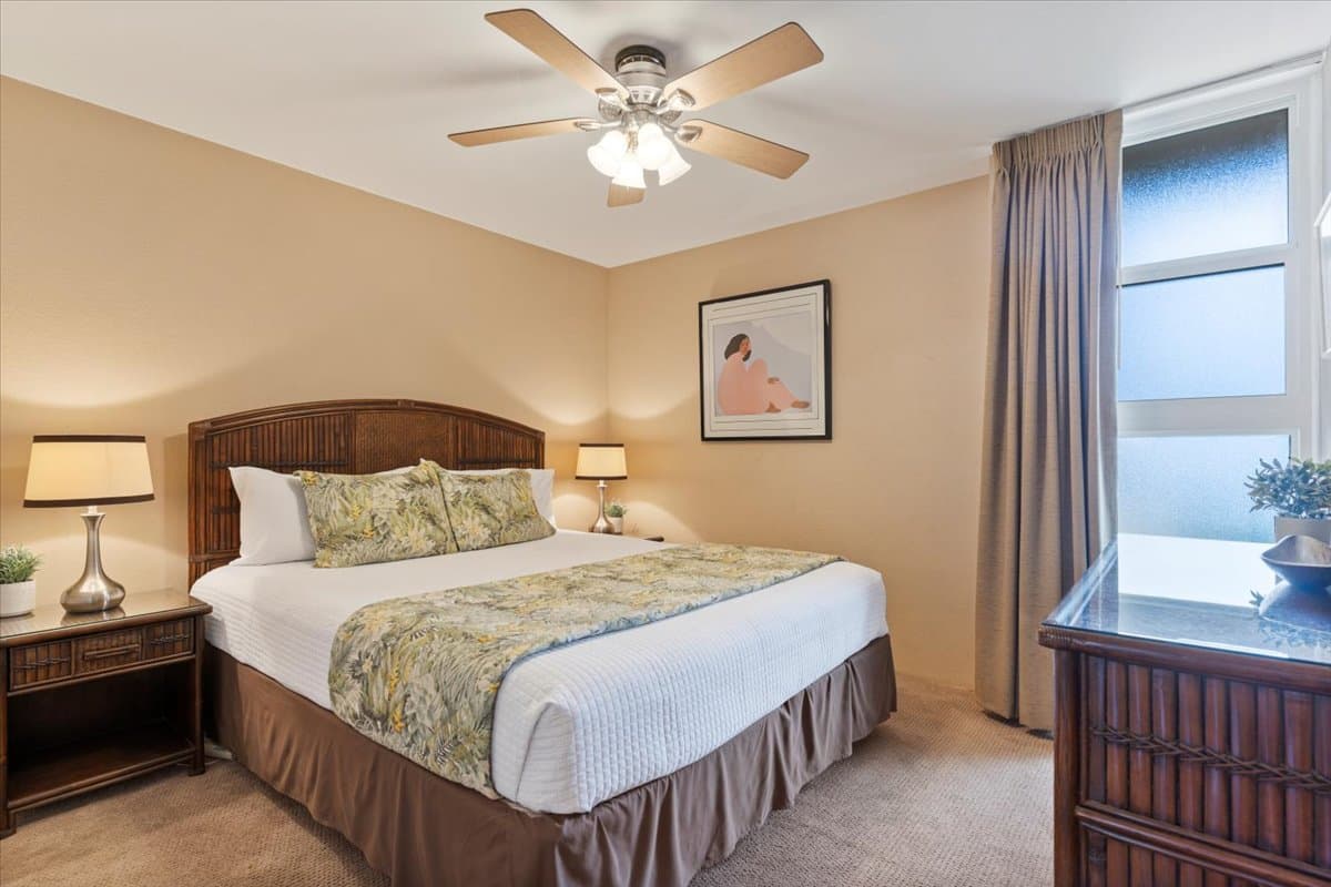 Condo in Kihei · ★4.7 · 2 bedrooms · 2 beds · 2 shared baths - Photo 5