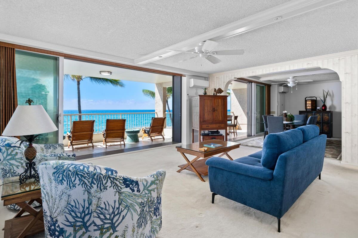 Condo in Kailua-Kona · ★4.67 · 3 bedrooms · 4 beds · 3 baths - Photo 3