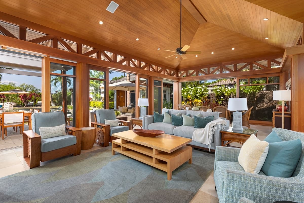 Home in Waimea · ★5.0 · 3 bedrooms · 4 beds · 3.5 baths - Photo 4