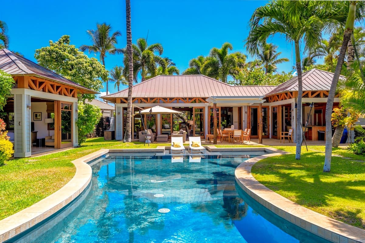Home in Waimea · ★5.0 · 3 bedrooms · 4 beds · 3.5 baths - Photo 1