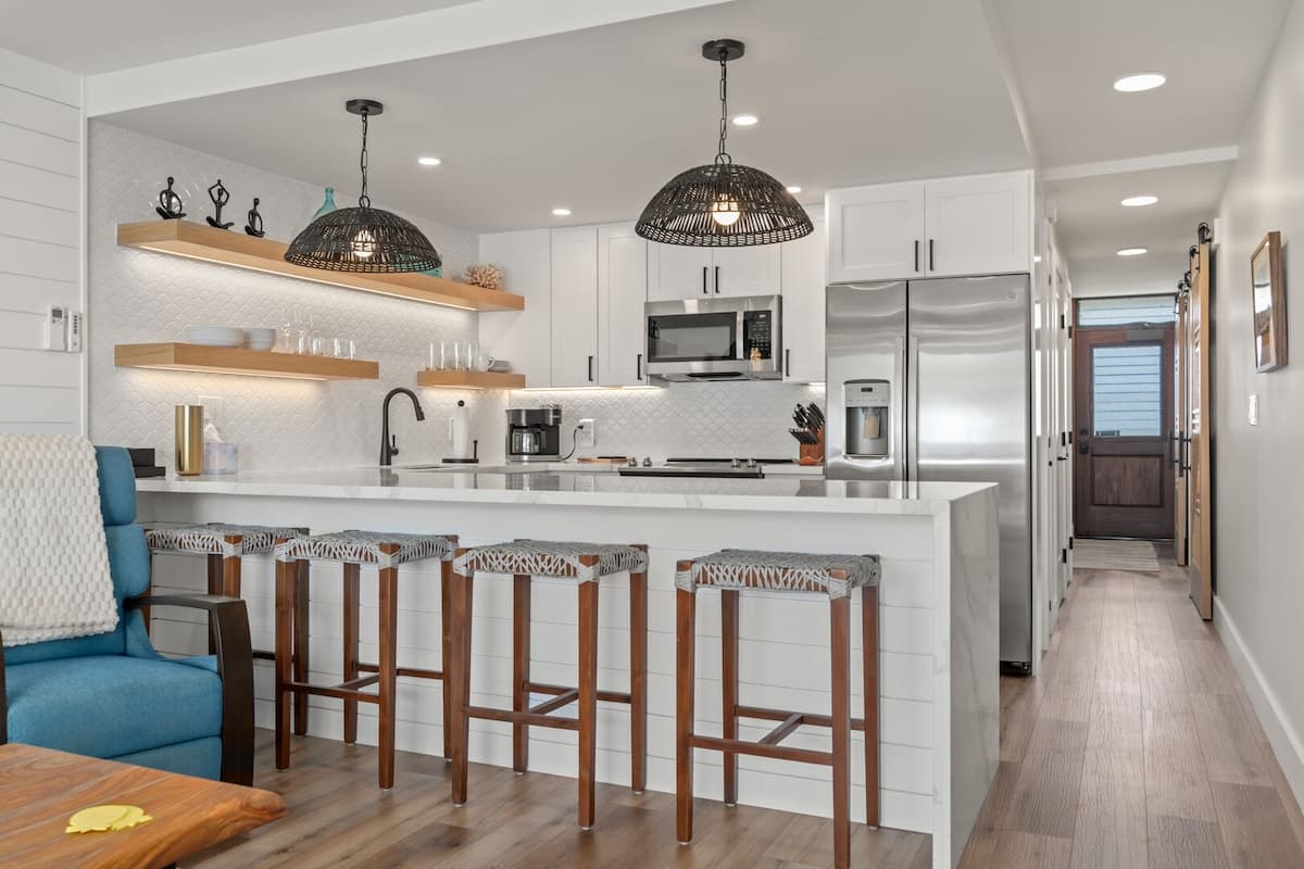 Condo in Kihei · ★4.91 · 2 bedrooms · 3 beds · 2 baths - Photo 2