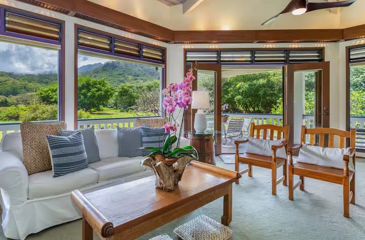 Home in Hanalei · ★4.9 · 3 bedrooms · 6 beds · 3 baths - Photo 3