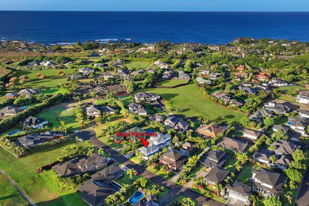 Newly Upgraded Modern Cottage in Poipu with A/C - Photo 1
