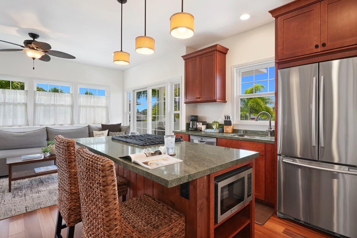 Newly Upgraded Modern Cottage in Poipu with A/C - Photo 4