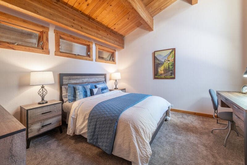 Cozy Northstar Ski Retreat by the Lifts - Photo 5