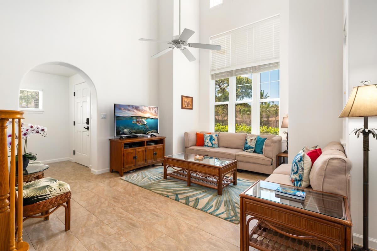 Townhouse in Waikoloa Beach Resort · ★4.83 · 2 bedrooms · 2 beds · 2 shared baths - Photo 2