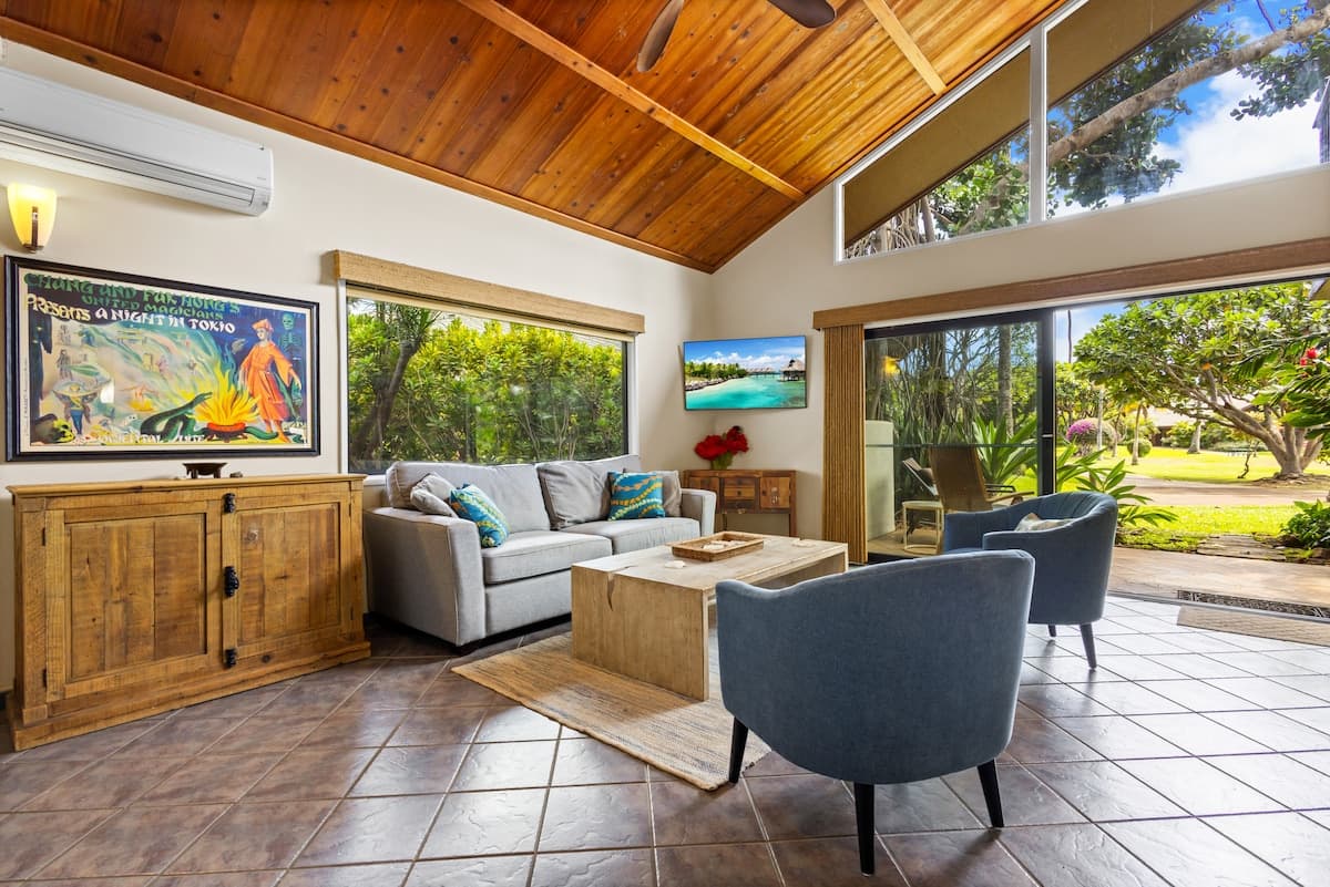 Condo in Kihei · ★4.83 · 3 bedrooms · 4 beds · 2.5 shared baths - Photo 1