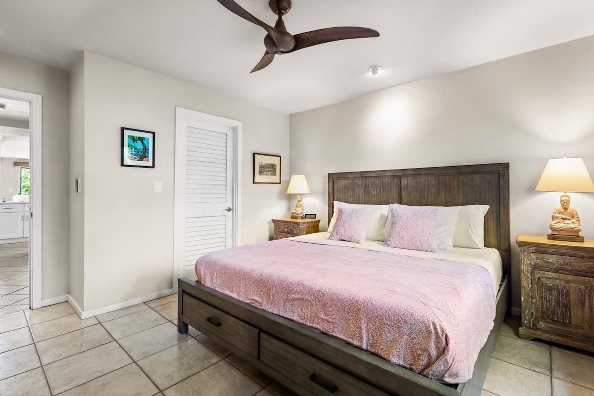 Condo in Kihei · ★4.83 · 3 bedrooms · 4 beds · 2.5 shared baths - Photo 2