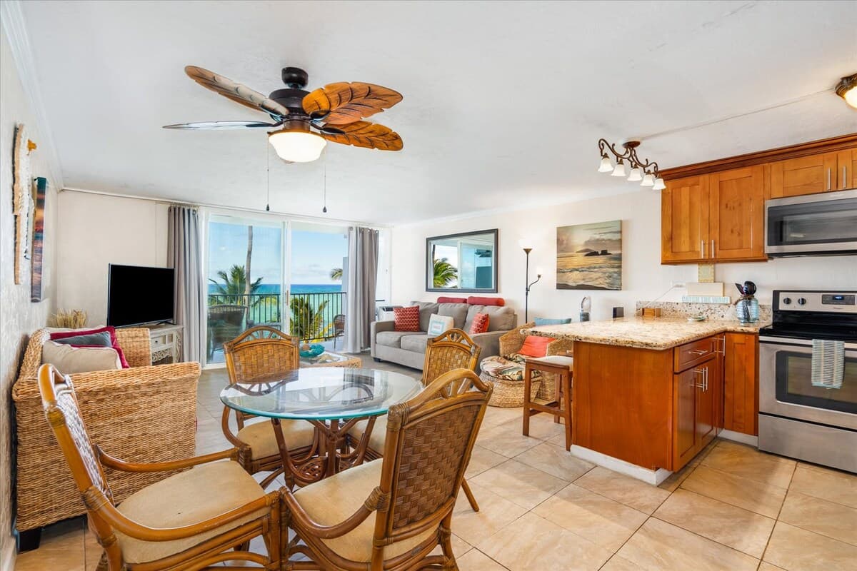 Condo in Hauula · ★4.57 · 1 bedroom · 2 beds · 1 private bath - Photo 2