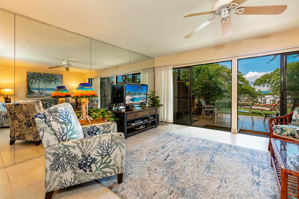 Condo in Kihei · ★5.0 · 1 bedroom · 2 beds · 2 private baths - Photo 3