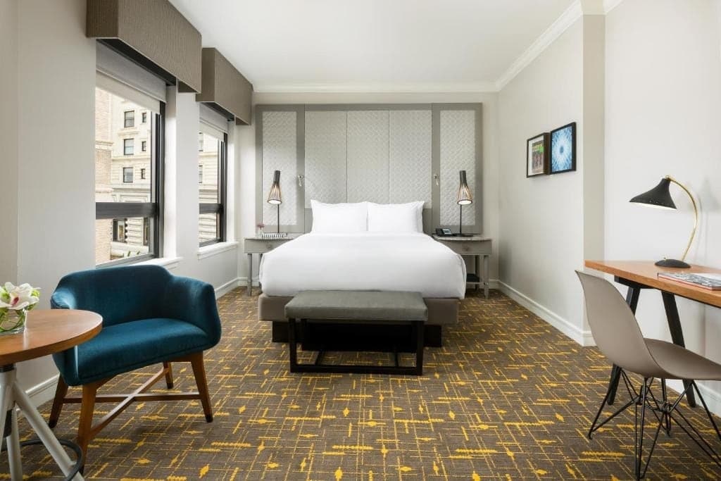 Standard Queen Room Near Golden Auto Transport SAN - Photo 1