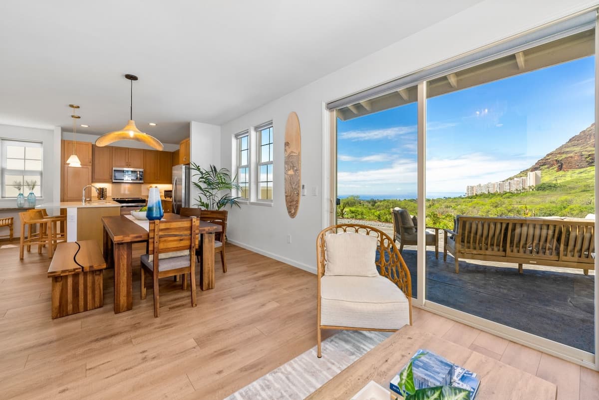 Home in Makaha Valley · ★4.99 · 4 bedrooms · 5 beds · 2.5 private baths - Photo 3