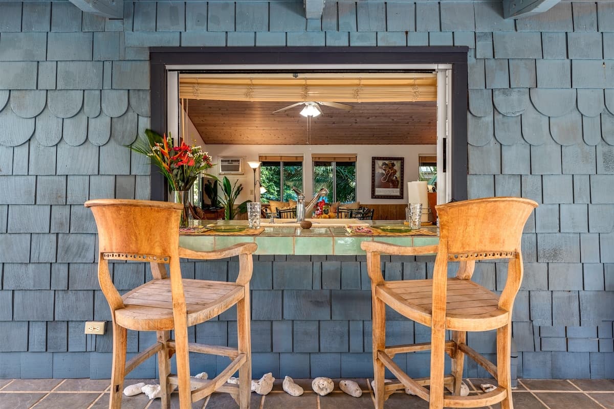 Home in Waimea · ★4.86 · 2 bedrooms · 4 beds · 3 baths - Photo 5