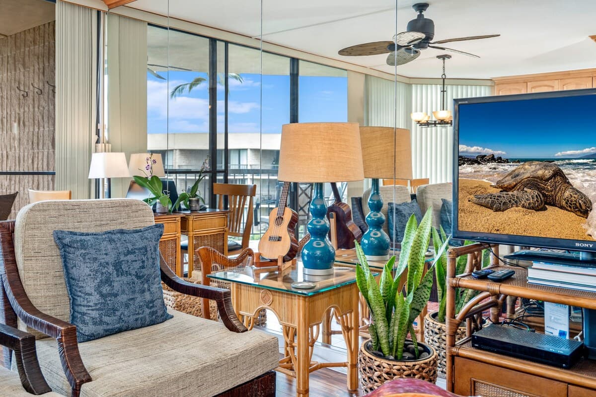 Condo in Kihei · ★4.5 · 2 bedrooms · 4 beds · 2 private baths - Photo 4