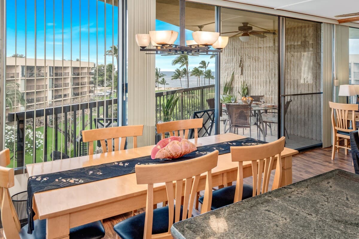 Condo in Kihei · ★4.5 · 2 bedrooms · 4 beds · 2 private baths - Photo 3