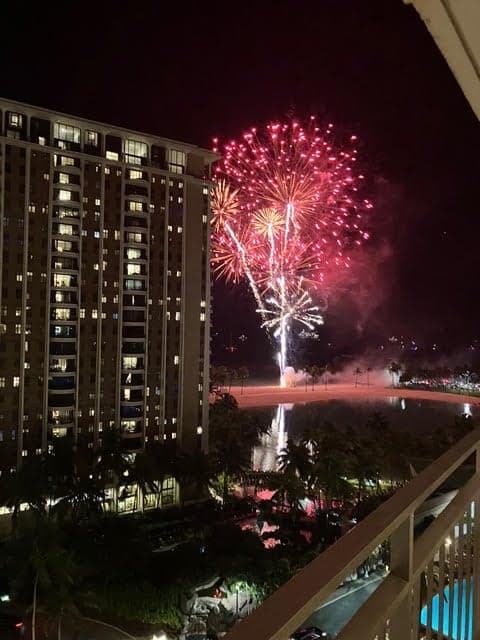 Condo in Honolulu · ★4.75 · 1 bedroom · 3 beds · 1 private bath - Photo 1