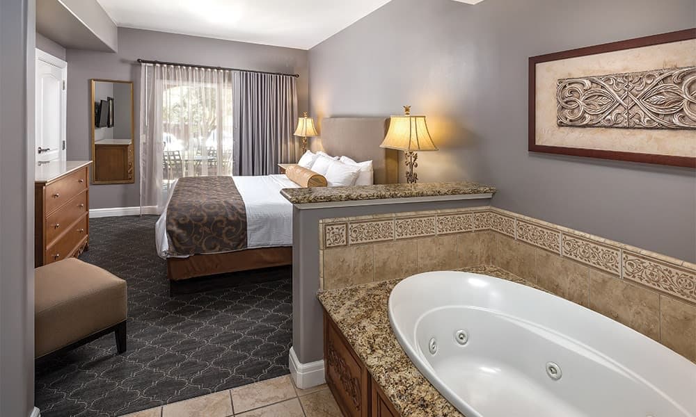 Napa Wine Country Resort Condo with Pool & Hot Tub - Photo 5