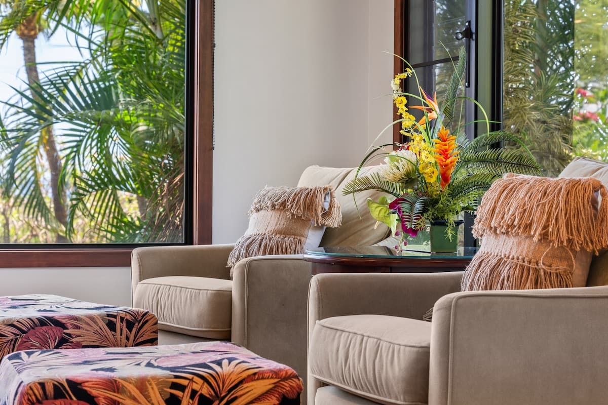 Condo in Lahaina · ★4.85 · 3 bedrooms · 4 beds · 2 baths - Photo 3