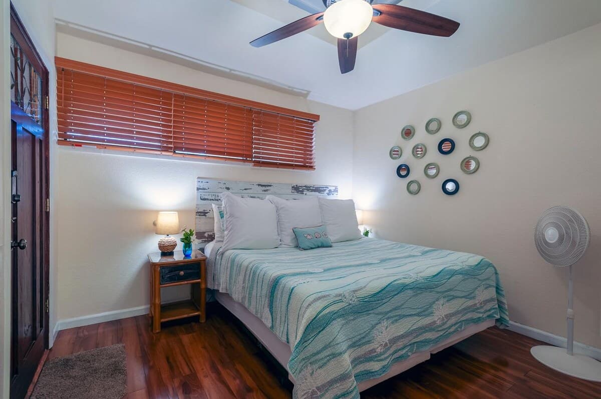 Home in Princeville · ★4.74 · Studio · 1 bed · 1 private bath - Photo 4