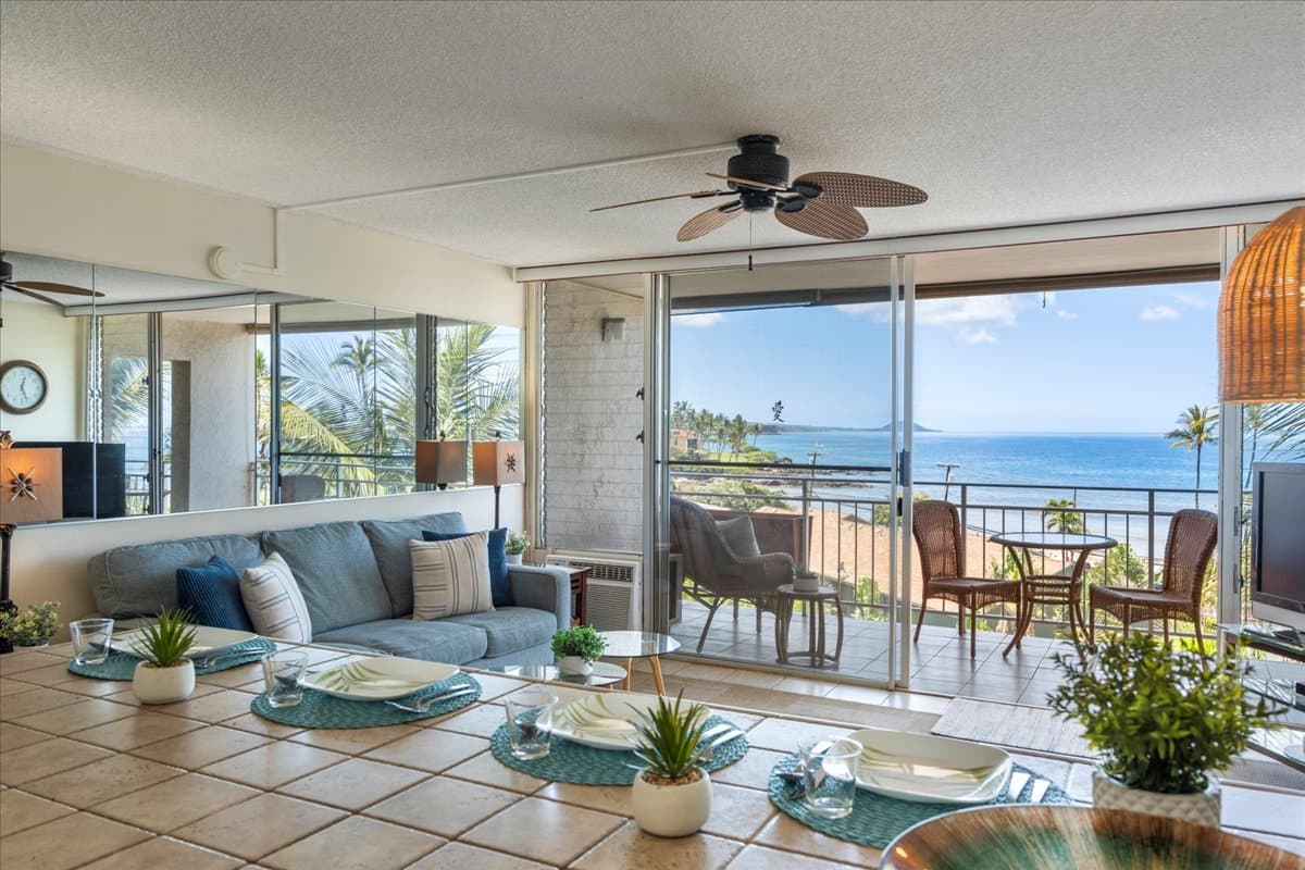 Condo in Kihei · ★4.7 · 2 bedrooms · 2 beds · 2 shared baths - Photo 2