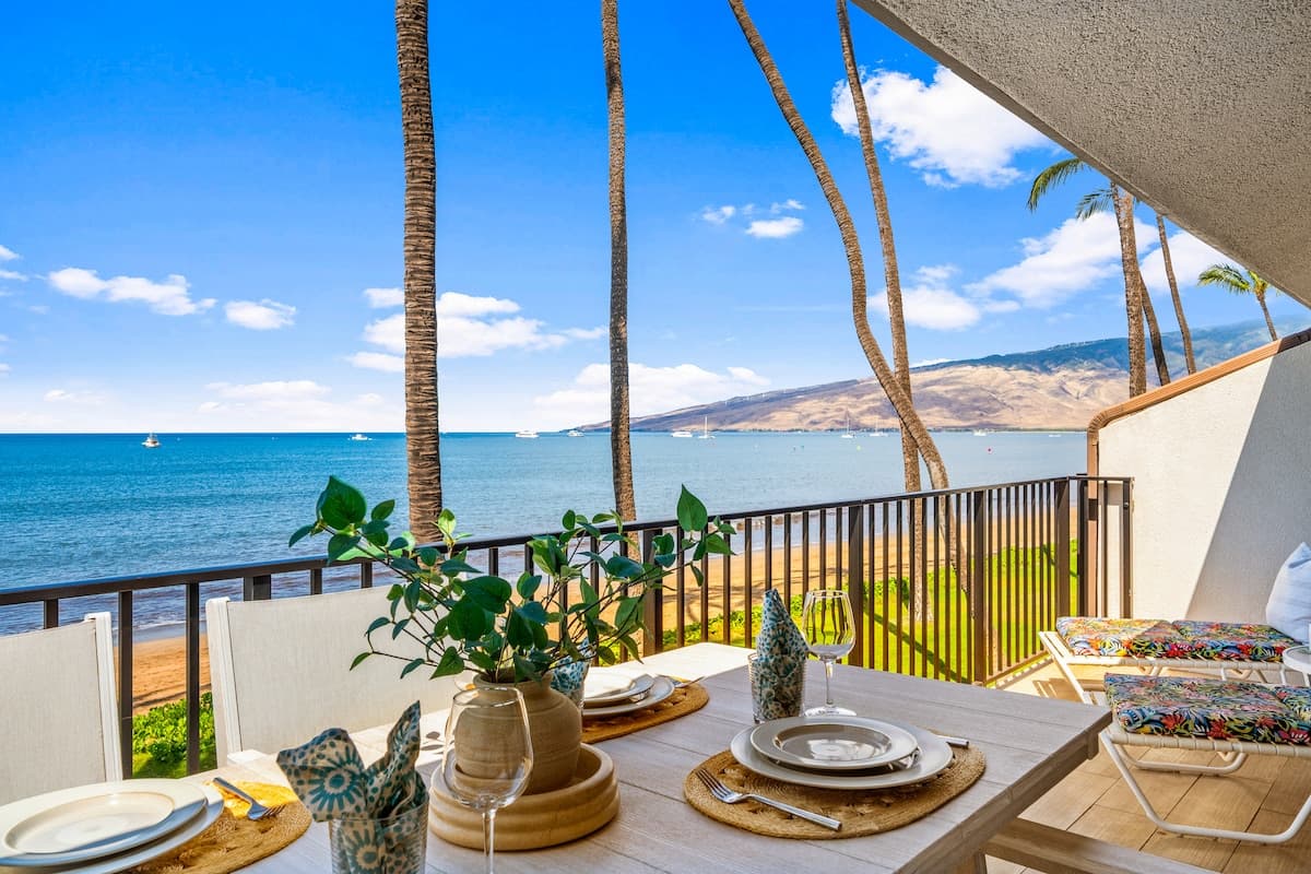 Condo in Kihei · ★4.97 · 2 bedrooms · 4 beds · 2 baths - Photo 1