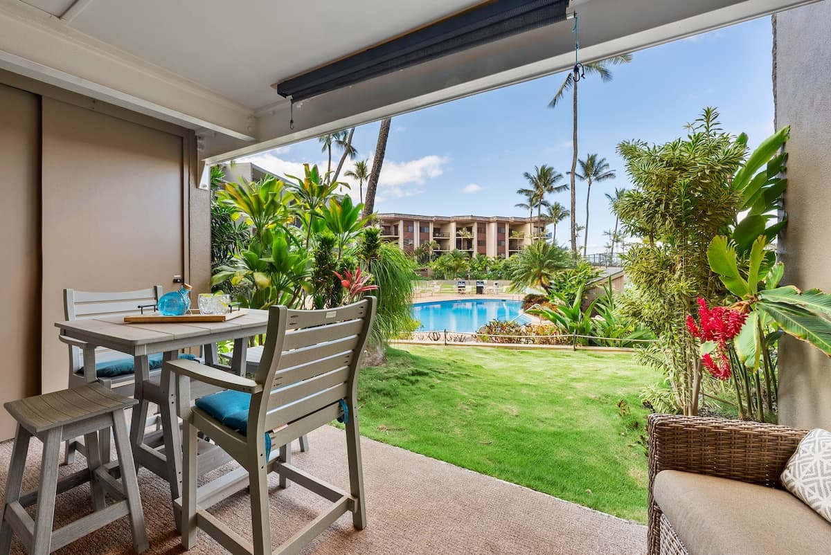 Condo in Lahaina · ★4.63 · 1 bedroom · 2 beds · 1 shared bath - Photo 3