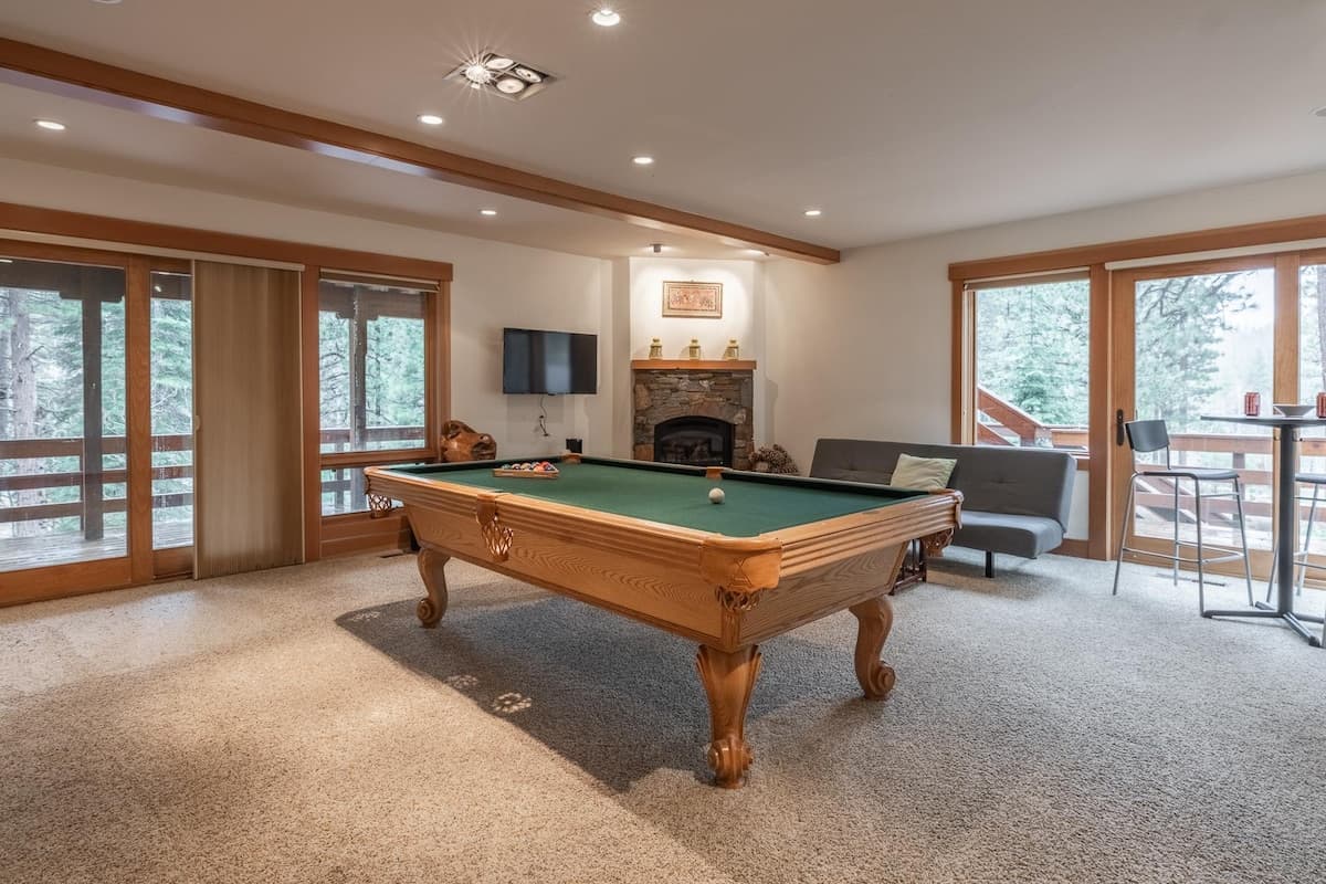 Creekside Lodge with Pool Table & Mountain Views - Photo 3