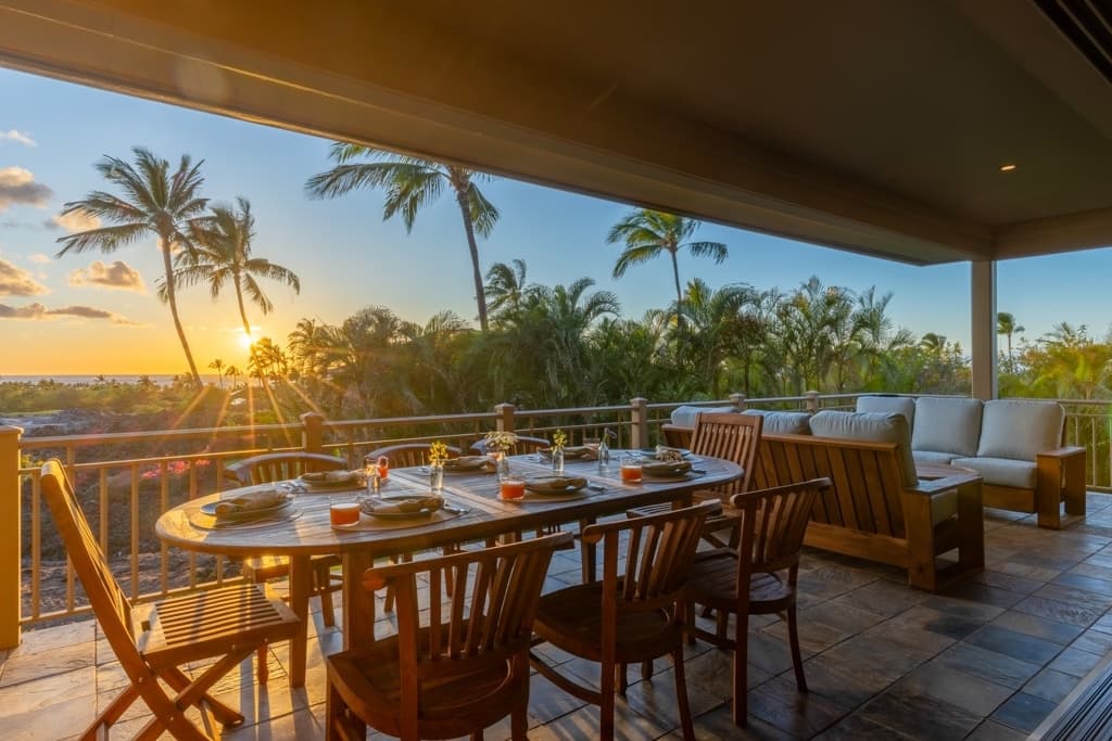 Villa in Kailua-Kona · ★5.0 · 3 bedrooms · 3 beds · 3 baths - Photo 4