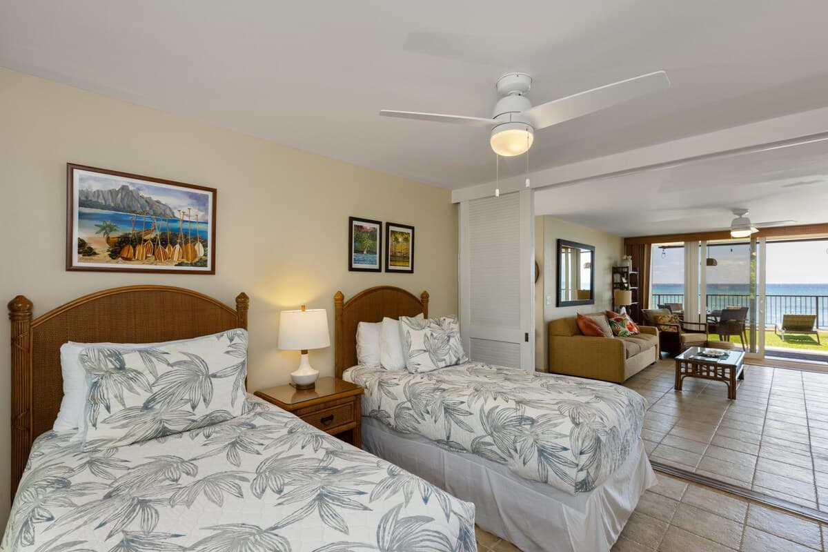 Home in Lahaina · ★4.83 · 2 bedrooms · 4 beds · 2 private baths - Photo 3
