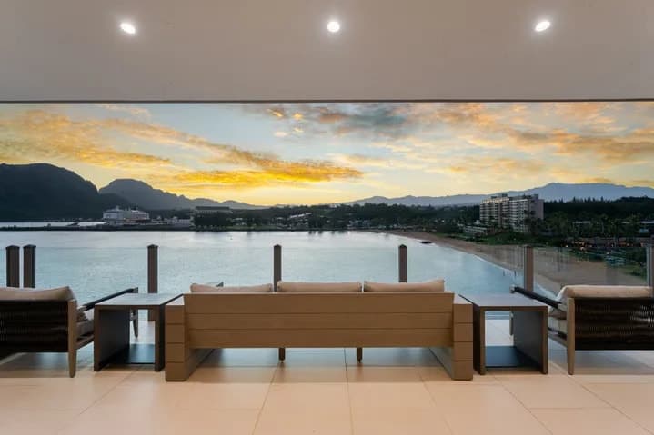 Oceanview Estate + Beach Access, Pali Kai Palace - Photo 5