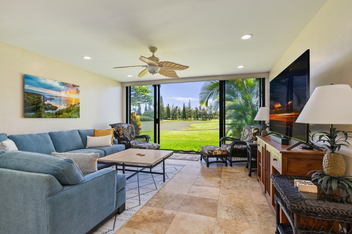 Home in Kahuku · ★4.94 · 3 bedrooms · 4 beds · 2 private baths - Photo 1