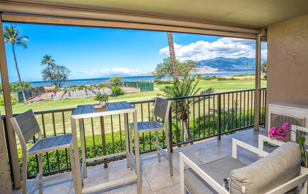 Home in Kihei · ★4.8 · 1 bedroom · 2 beds · 1 private bath - Photo 3
