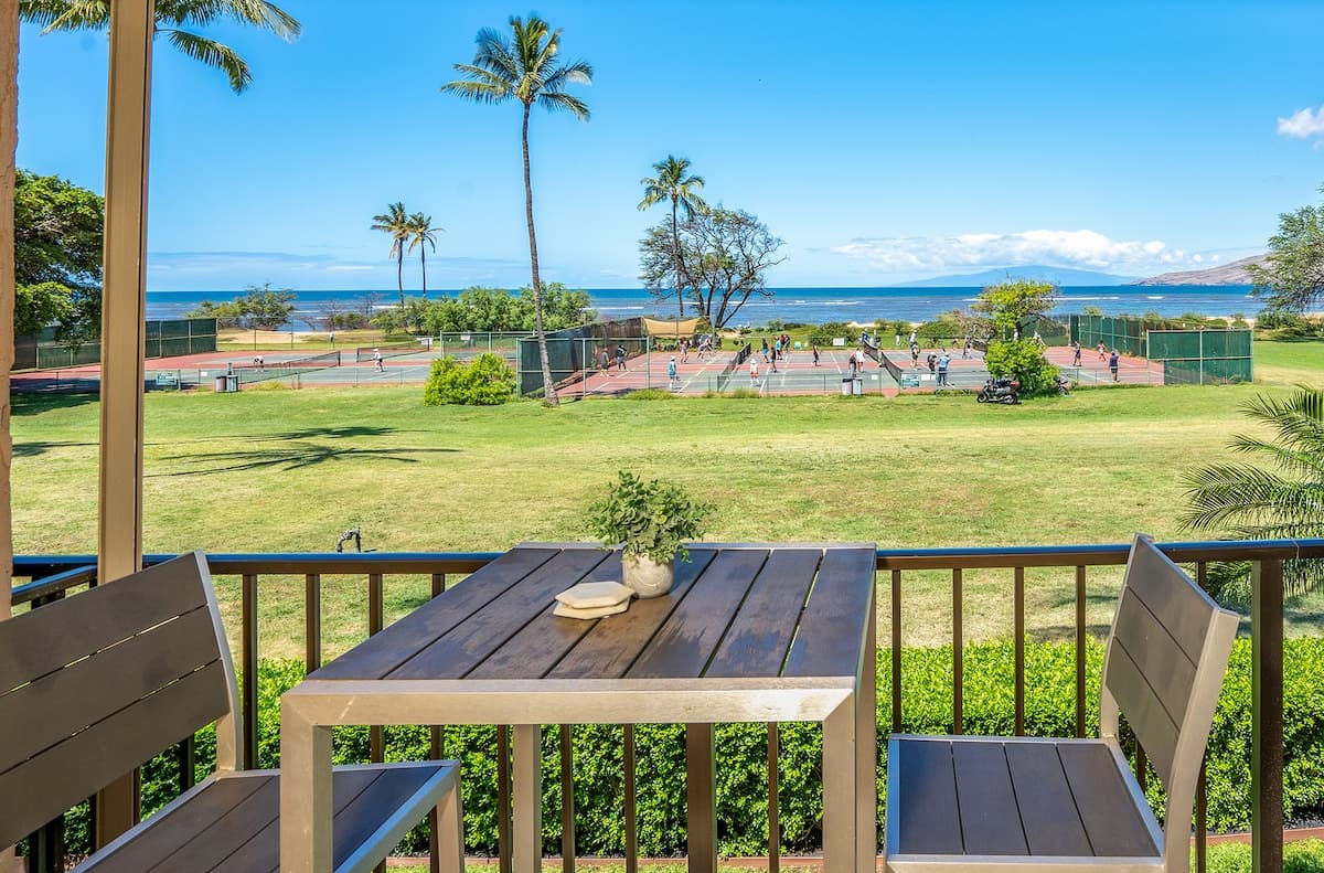 Home in Kihei · ★4.8 · 1 bedroom · 2 beds · 1 private bath - Photo 1