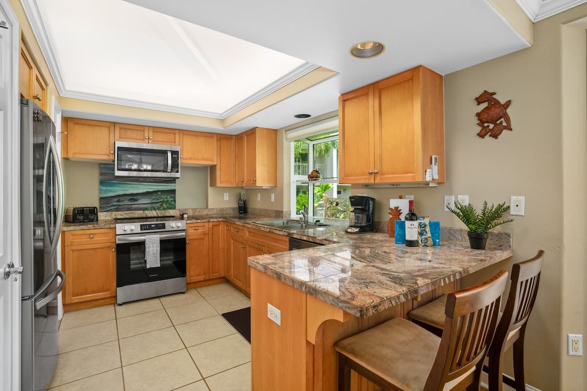 Condo in Princeville · ★5.0 · 3 bedrooms · 3 beds · 3 private baths - Photo 5