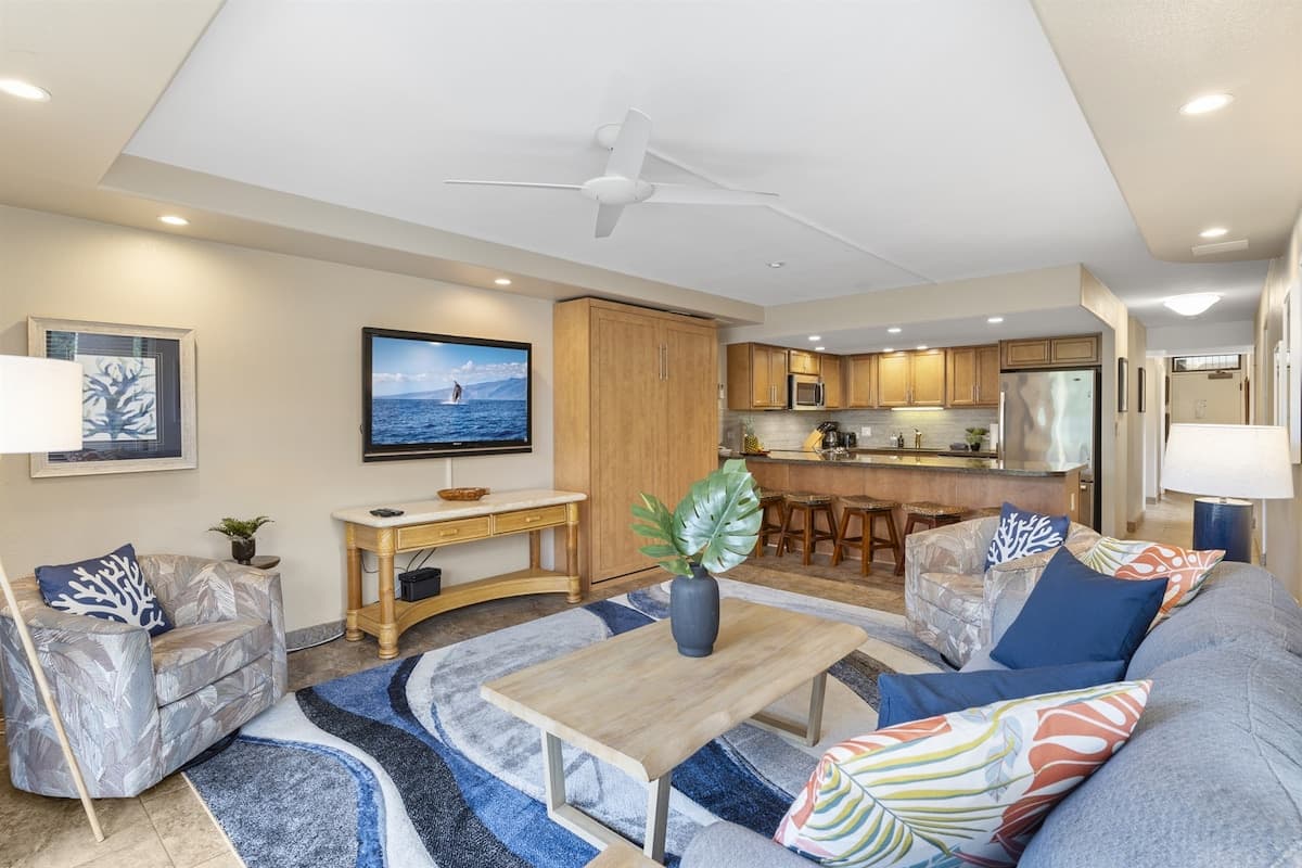Condo in Kihei · ★4.96 · 2 bedrooms · 4 beds · 2 private baths - Photo 5
