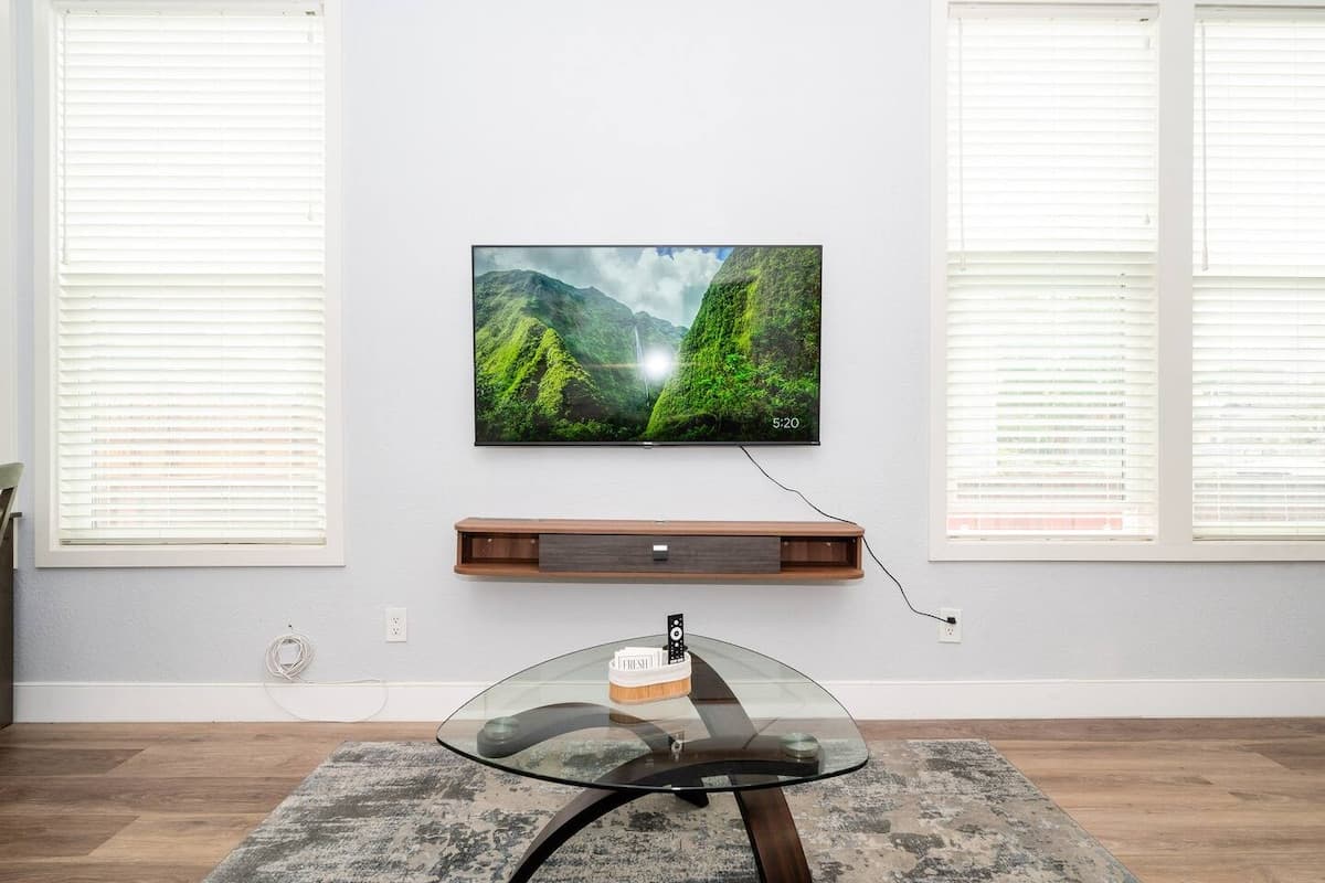 Japantown Home with High Ceilings & Fast Wi-Fi - Photo 4