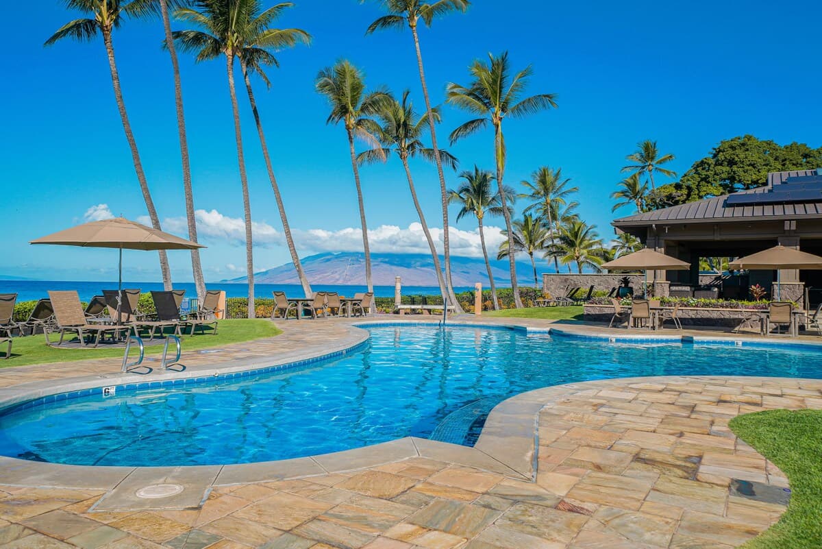 Condo in Kihei · ★4.9 · 1 bedroom · 3 beds · 2 baths - Photo 5