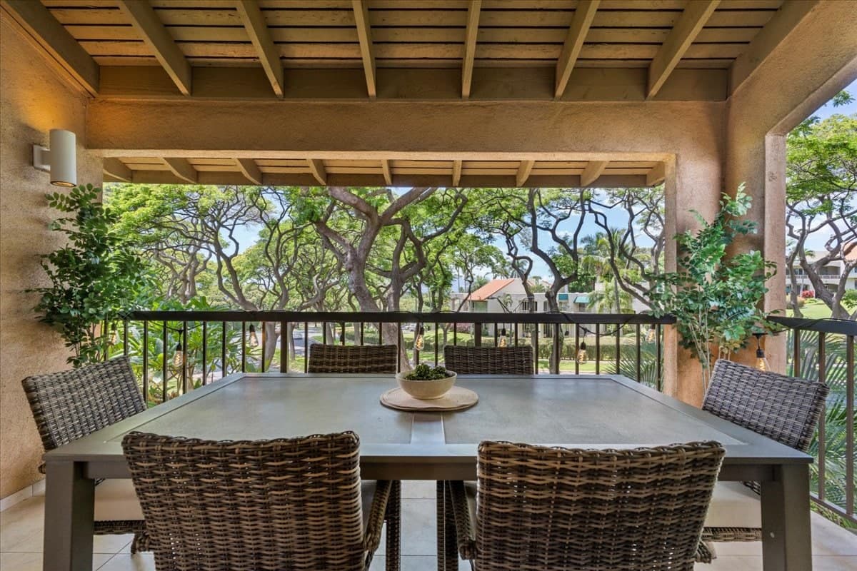 Condo in Kihei · ★4.9 · 1 bedroom · 3 beds · 2 baths - Photo 3