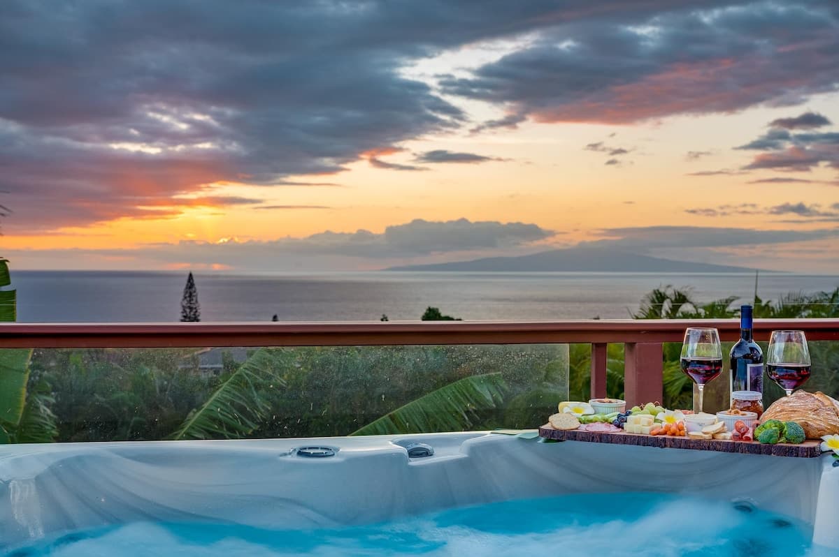 Home in Kihei · ★4.93 · 3 bedrooms · 4 beds · 3 baths - Photo 2