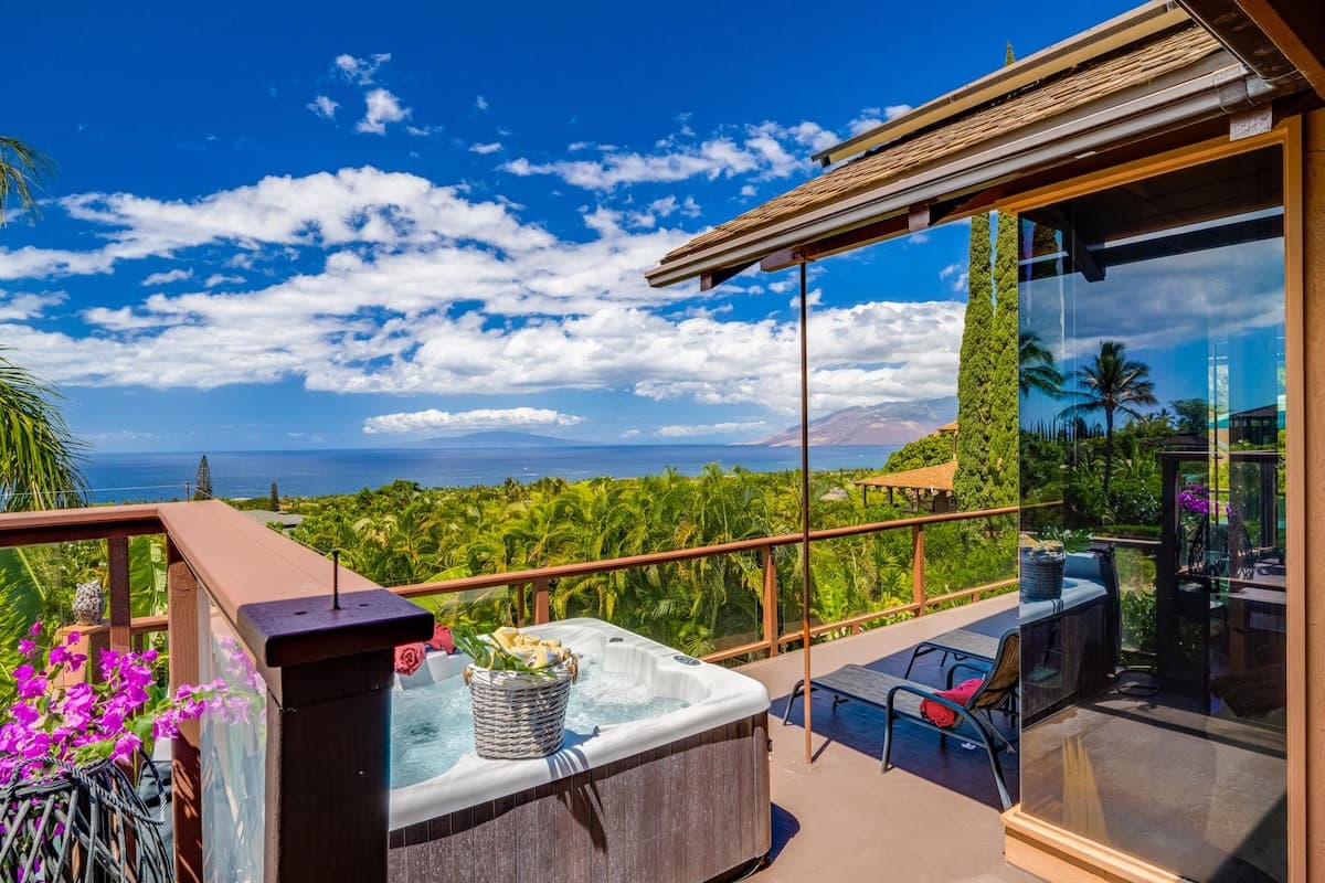 Home in Kihei · ★4.93 · 3 bedrooms · 4 beds · 3 baths - Photo 1