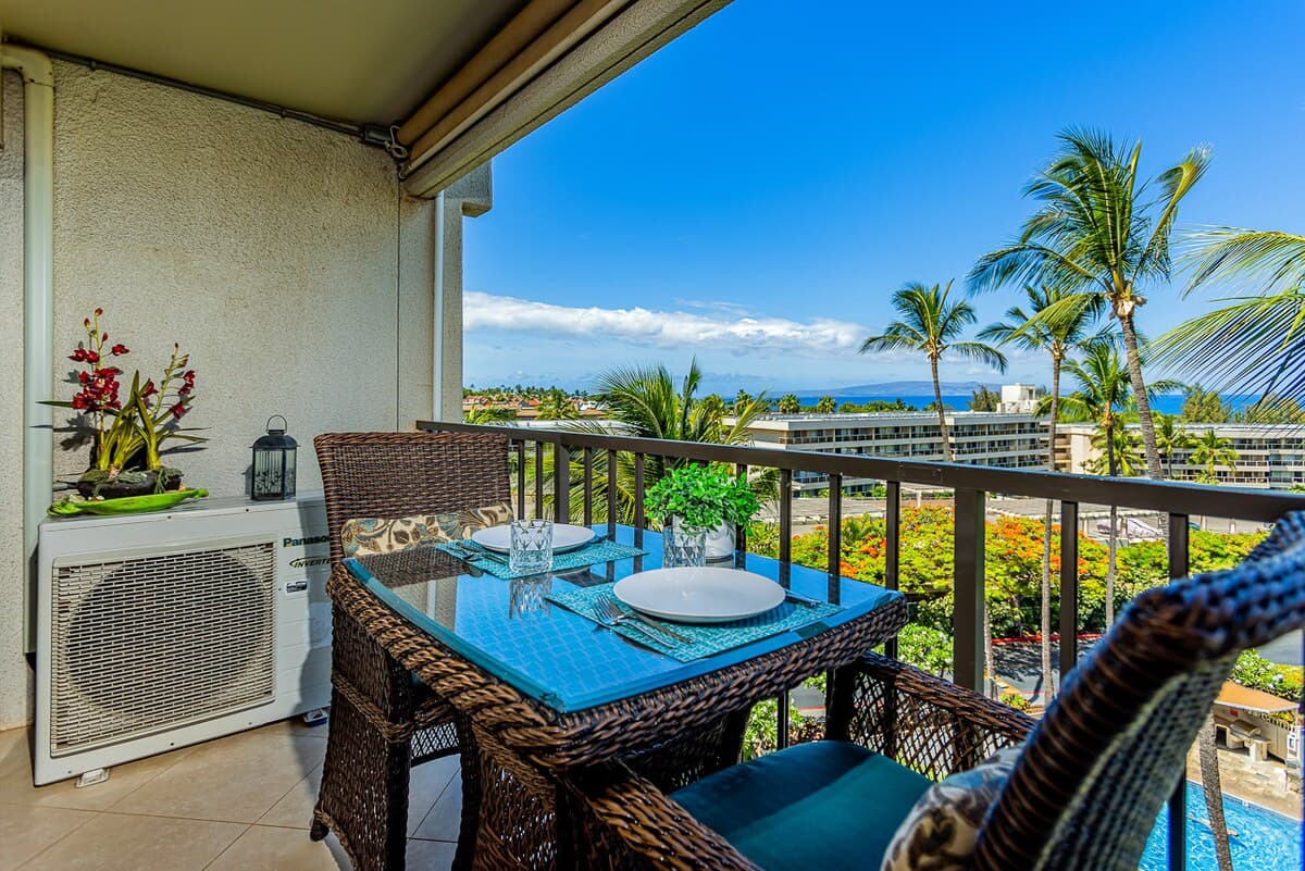 Condo in Kihei · ★4.94 · 1 bedroom · 2 beds · 1 shared bath - Photo 5
