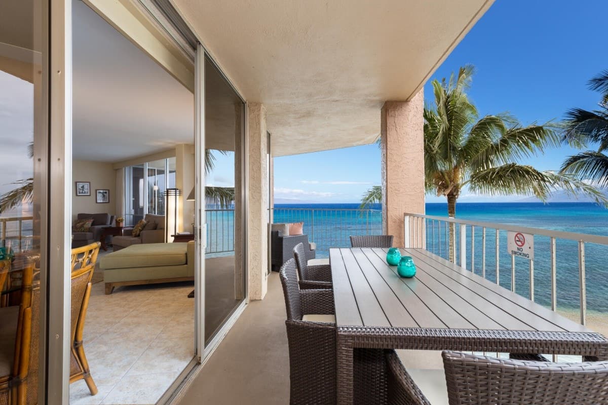 Condo in Lahaina · ★4.5 · 2 bedrooms · 3 beds · 2.5 baths - Photo 1
