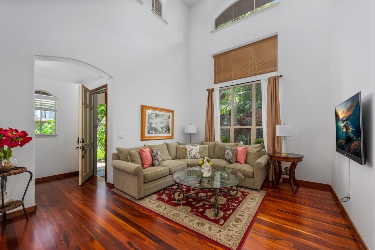 Townhouse in Waimea · ★5.0 · 2 bedrooms · 2 beds · 2 baths - Photo 1